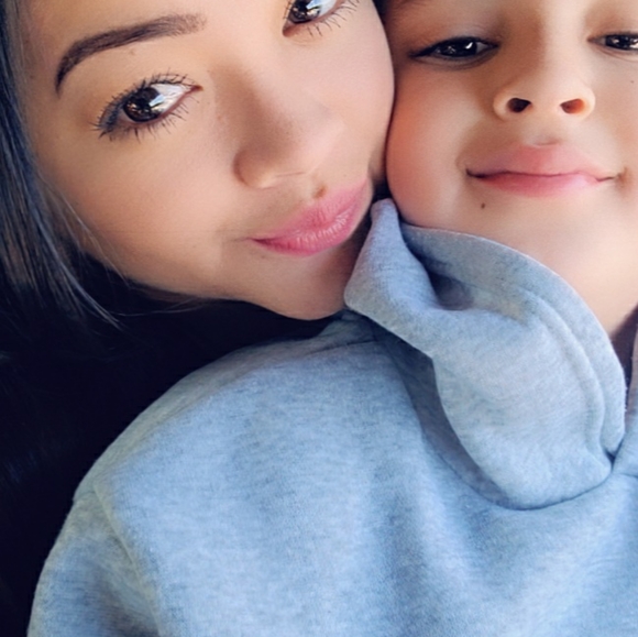 Ambassador Stephany🍁🍃🌻 - Picture 8 of 9